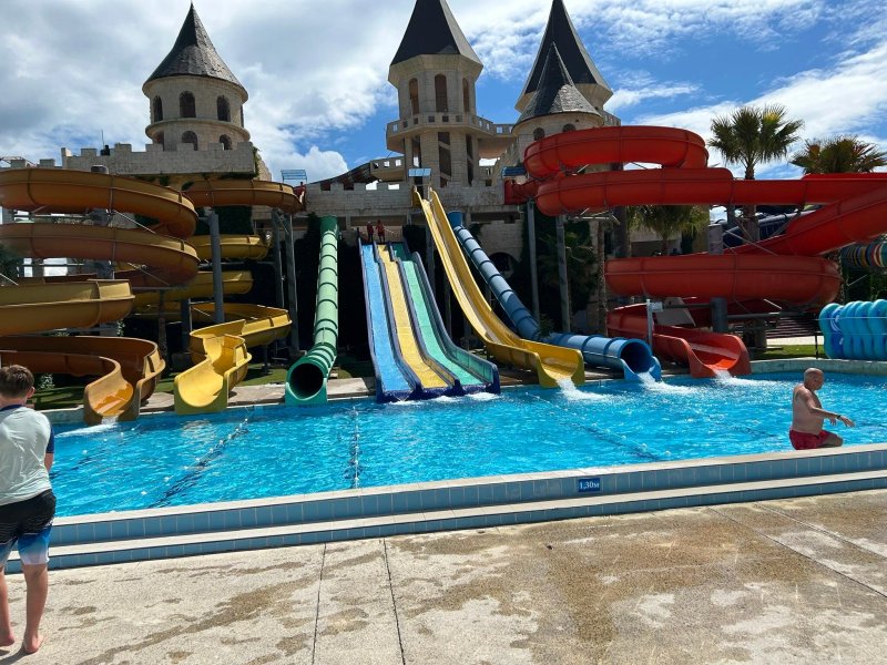Aqua Paradise Resort