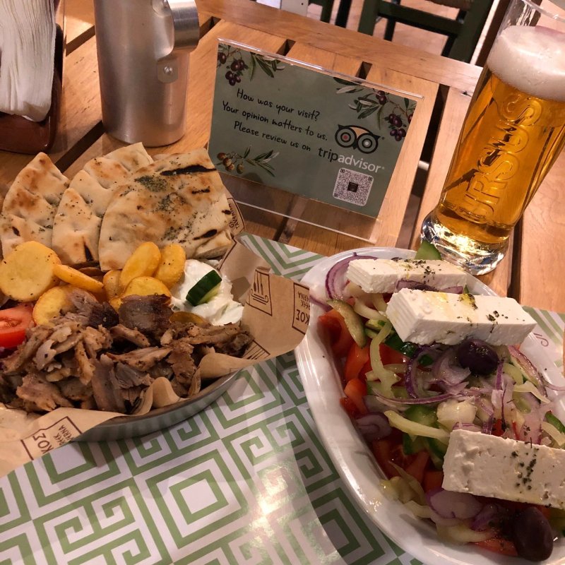 Nikos Greek Taverna