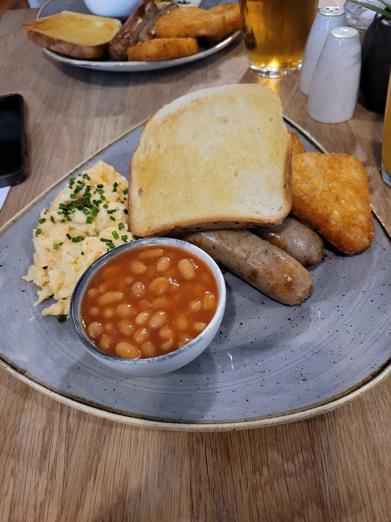 Cafe Bistro British Favourites