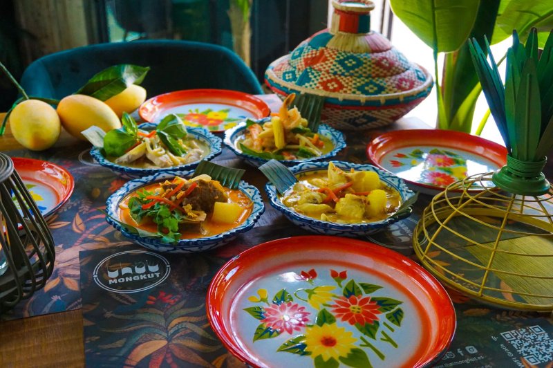 Thai Mongkut - El Carmen