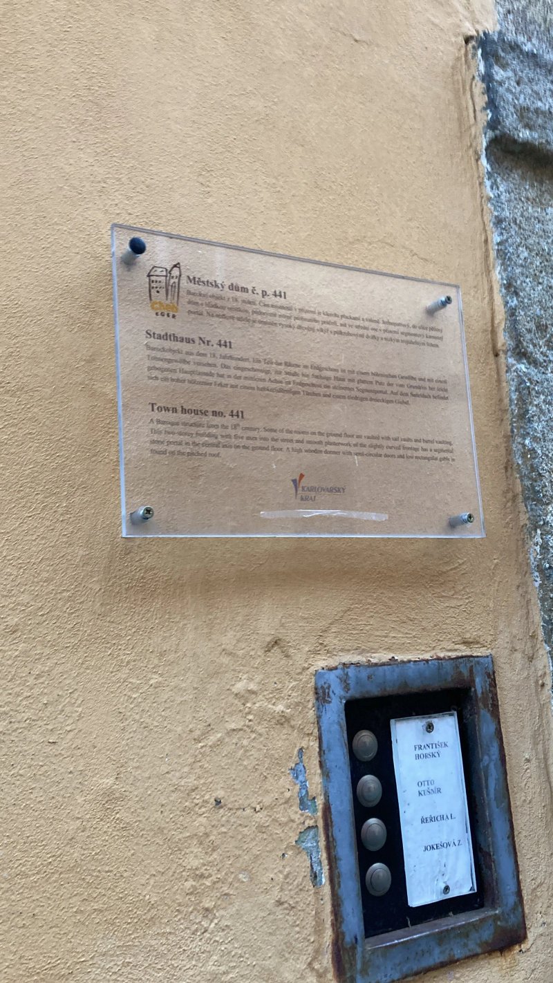 Stadthaus Nr. (MEstsky dom)