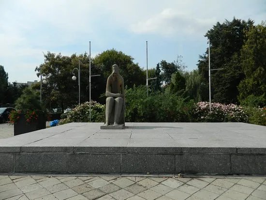 Pomnik Adama Asnyka