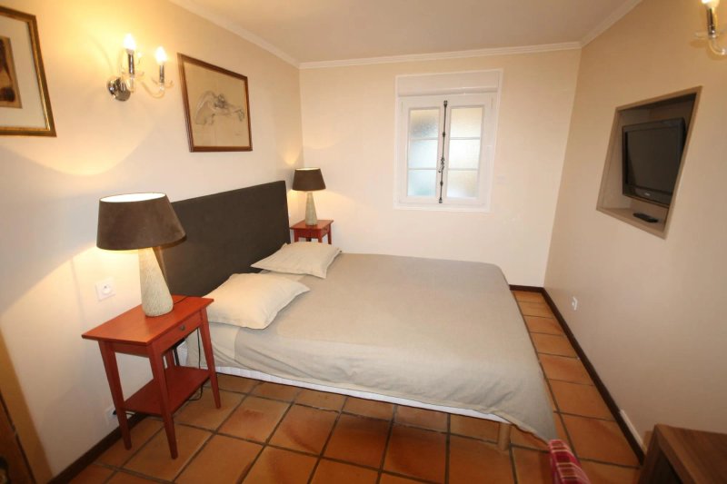 Manoir De La Croix Sonnet