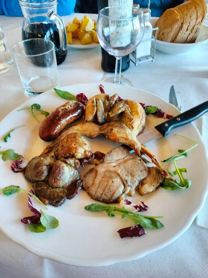 Osteria La Montagnola