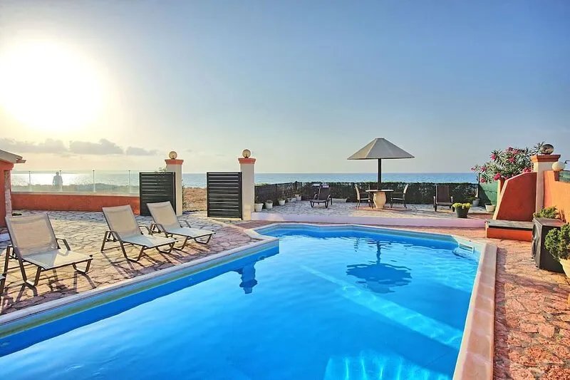Beach Villa Athanasia - Vacation villa on the beach in Almyros, Corfu Island