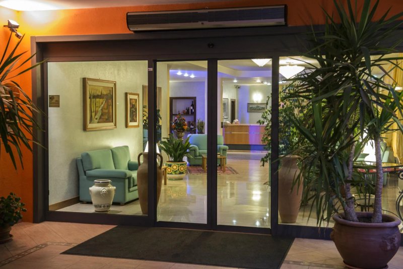 Hotel Torresi
