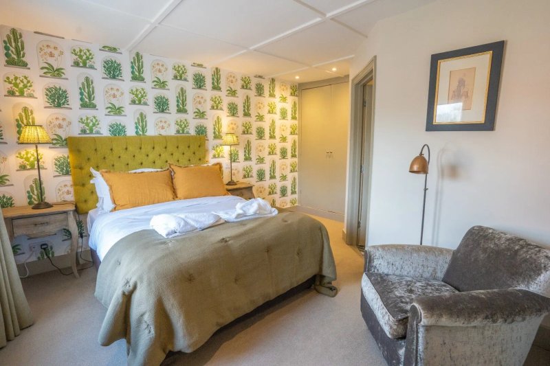 Hotel At The Swan Inn Chiddingfold