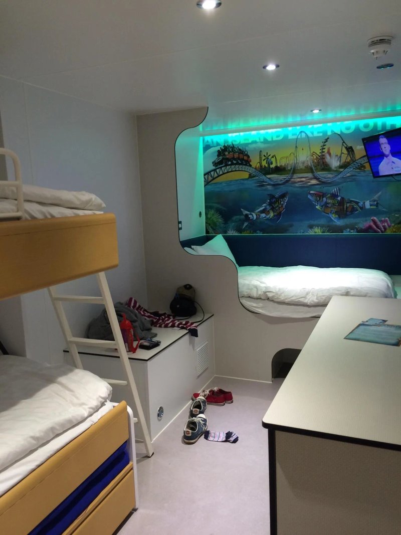 Thorpe Shark Cabins