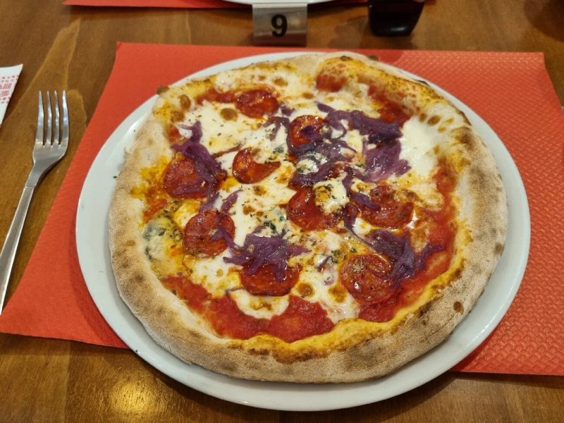 Sikania Pizzeria