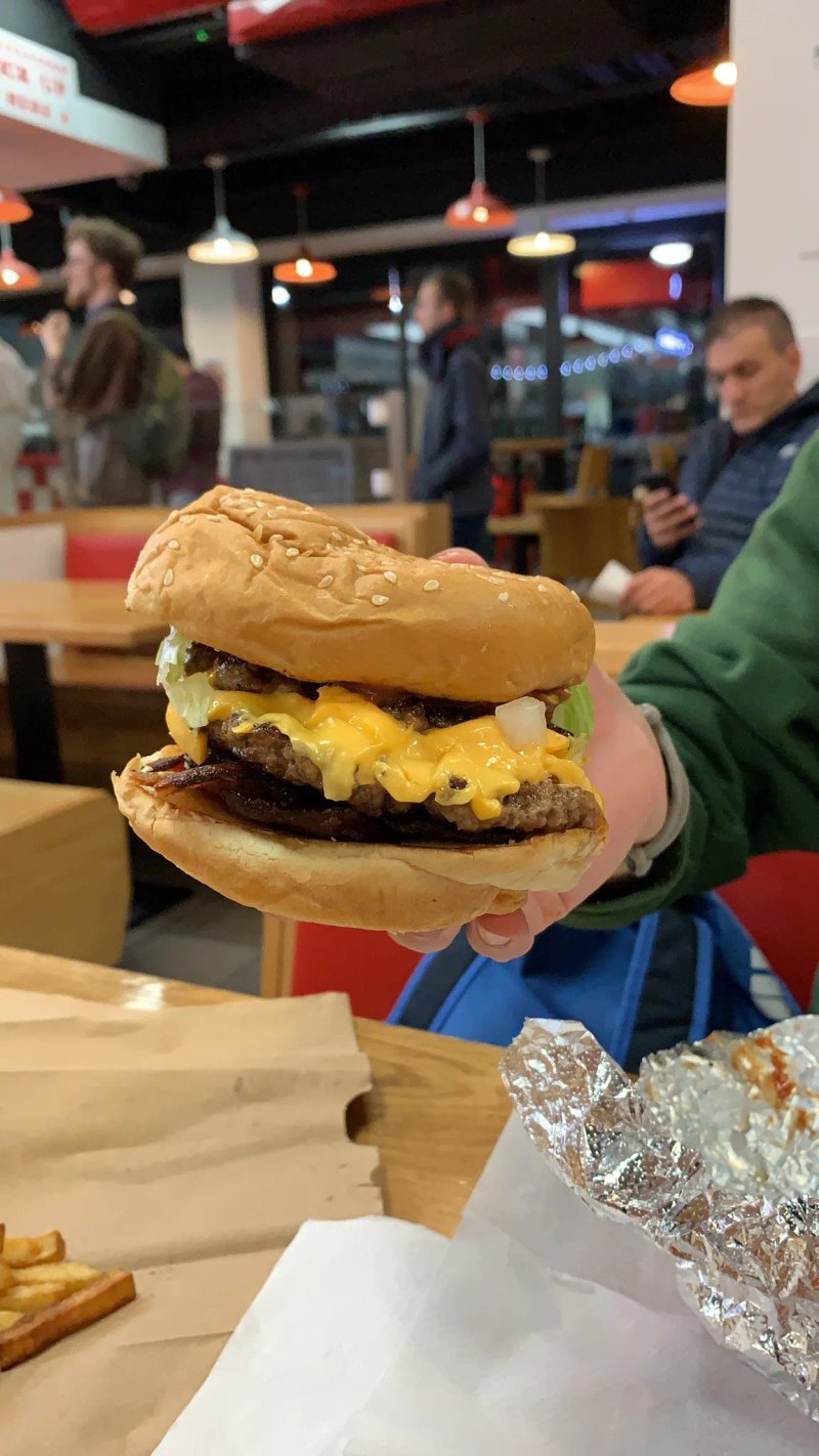 Five Guys Cardiff City Centre