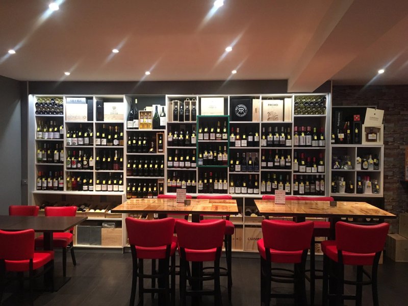 Moments Tapas & Bar