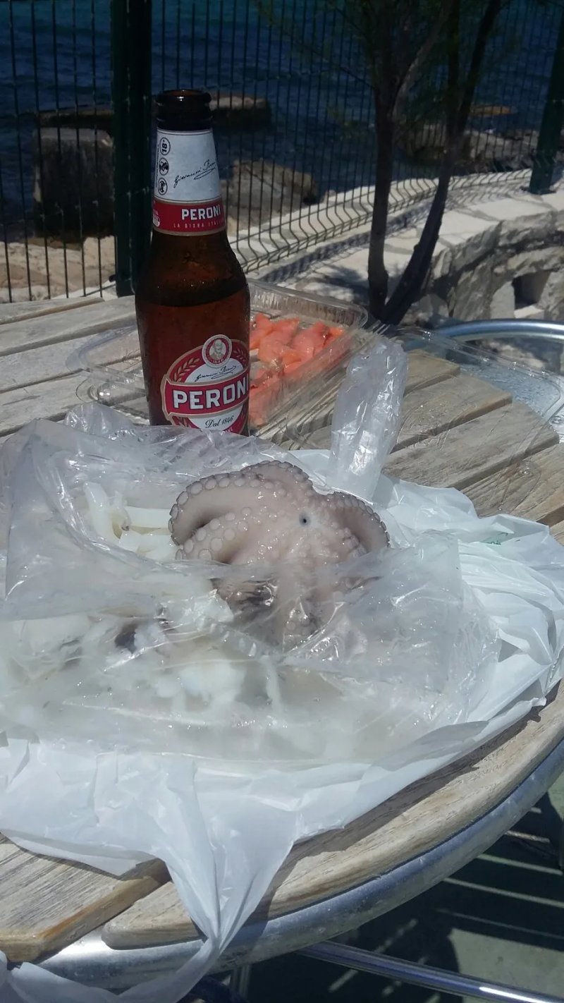 La Marina Seafood