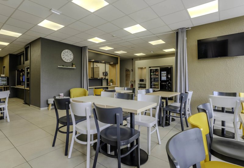 B&B HOTEL Cambrai