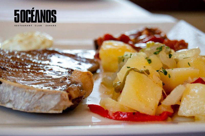 5 Oceanos Restaurant Club Zahara
