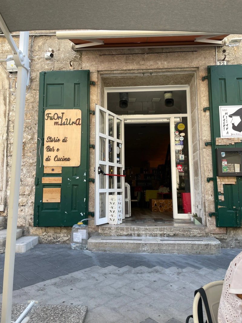 Fuori Misura Storie Di Bar E Cucina