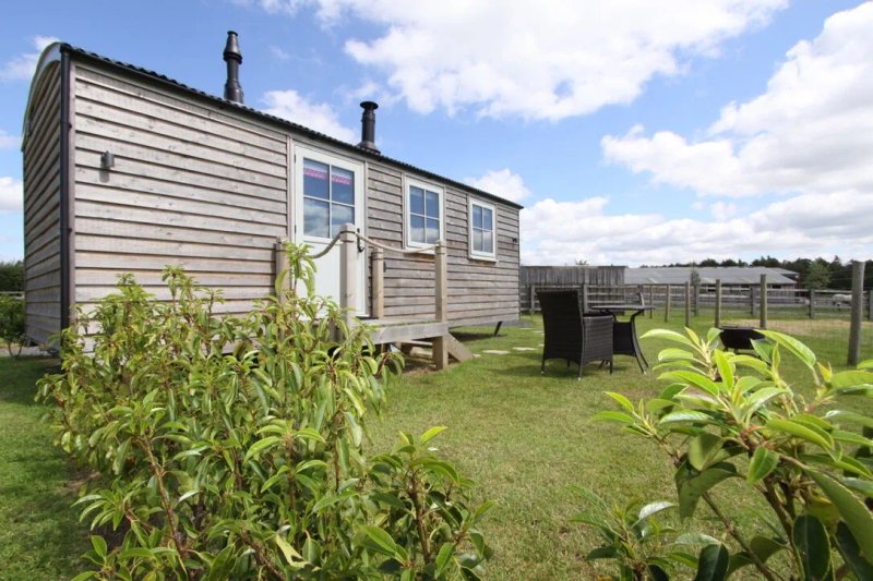 Springwood Shepherd Huts