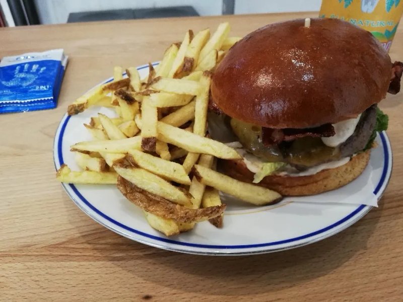 BURGER INN
