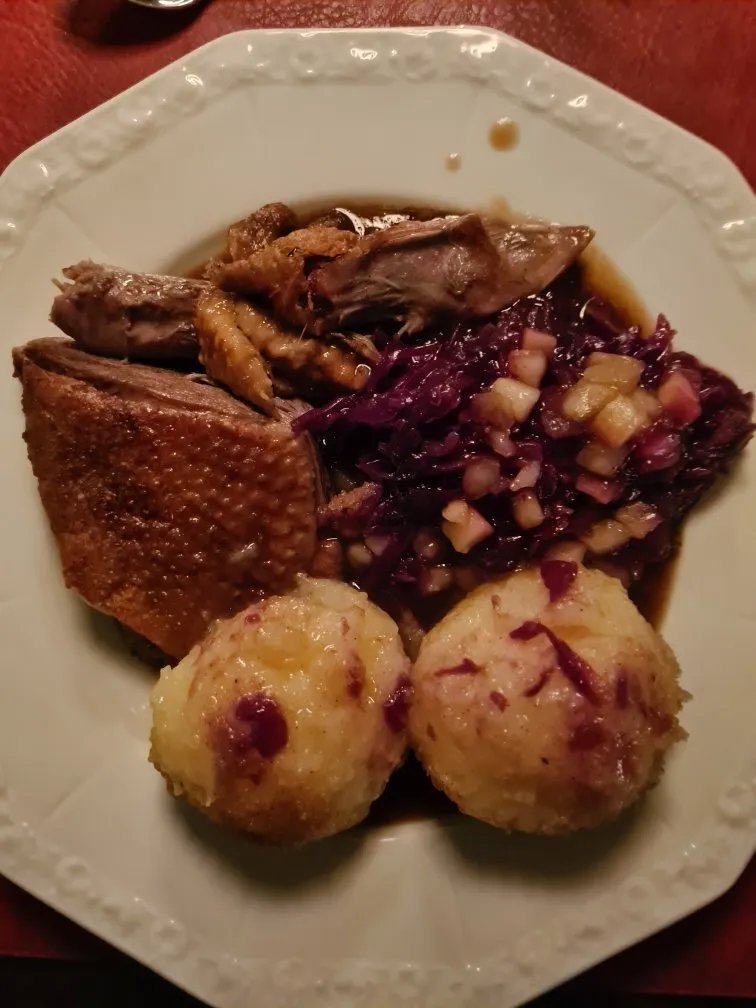 Essen'z Restaurant am Jagerhaus