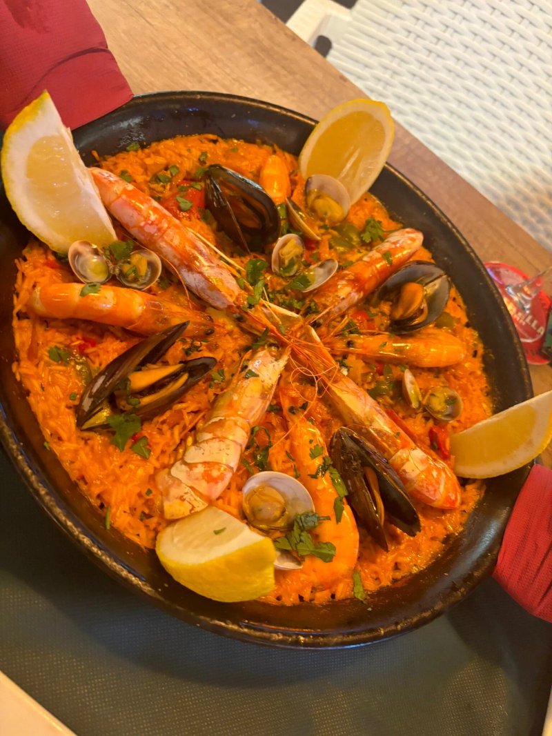 Restaurante La Marea & Copacabana Cocktail Bar