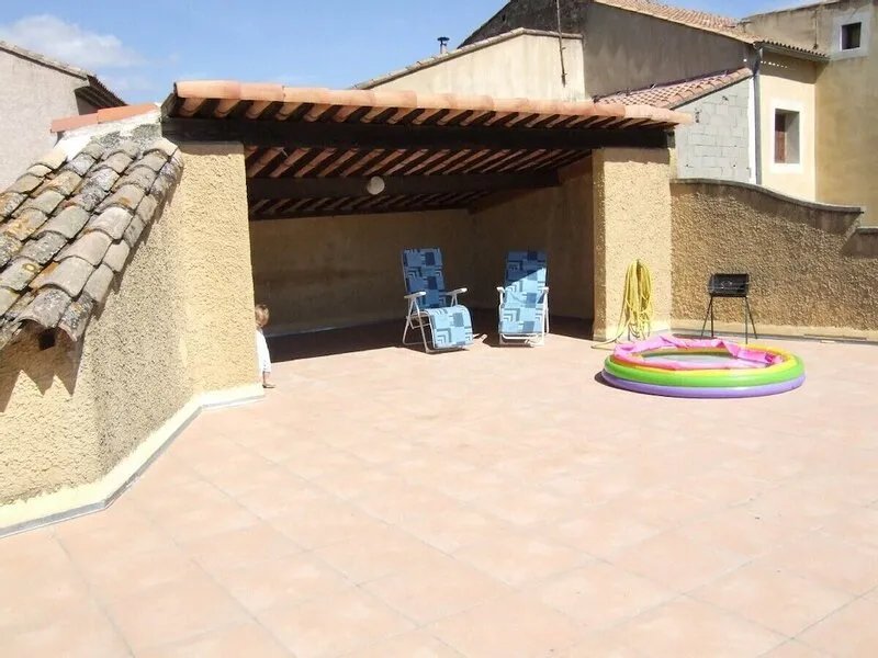 Peaceful village house with large roof top terrace in Provence