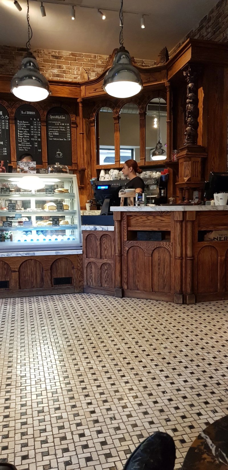 Caffe Nero Onasagorou