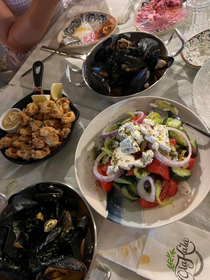 Ola Kala Taverna Skiathos