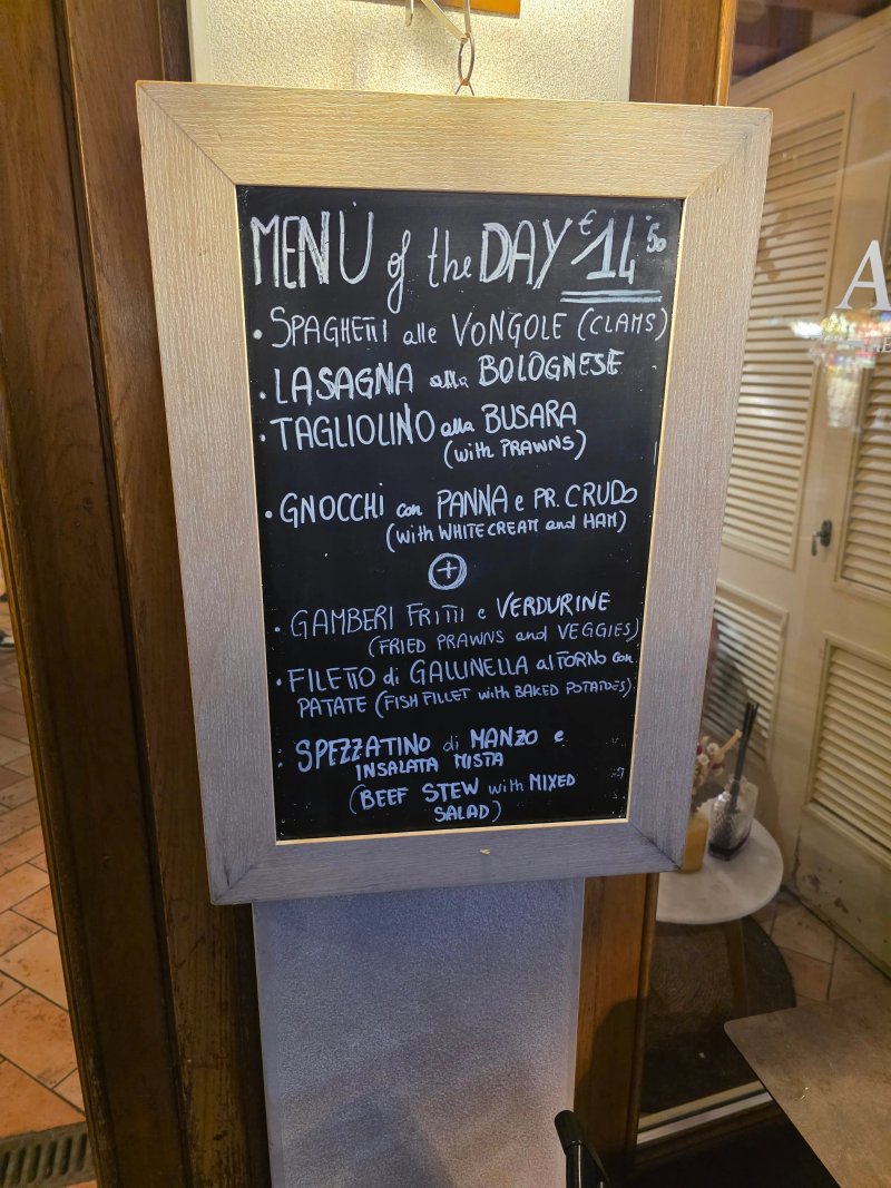 Aquila Restaurant Wine Bar