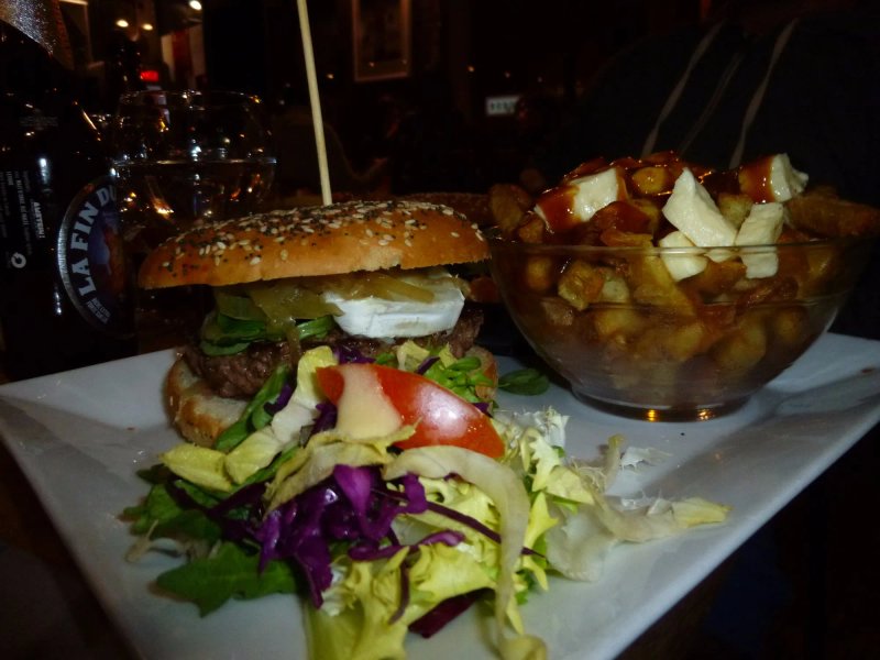 P'tit Quebec Cafe - Officiel