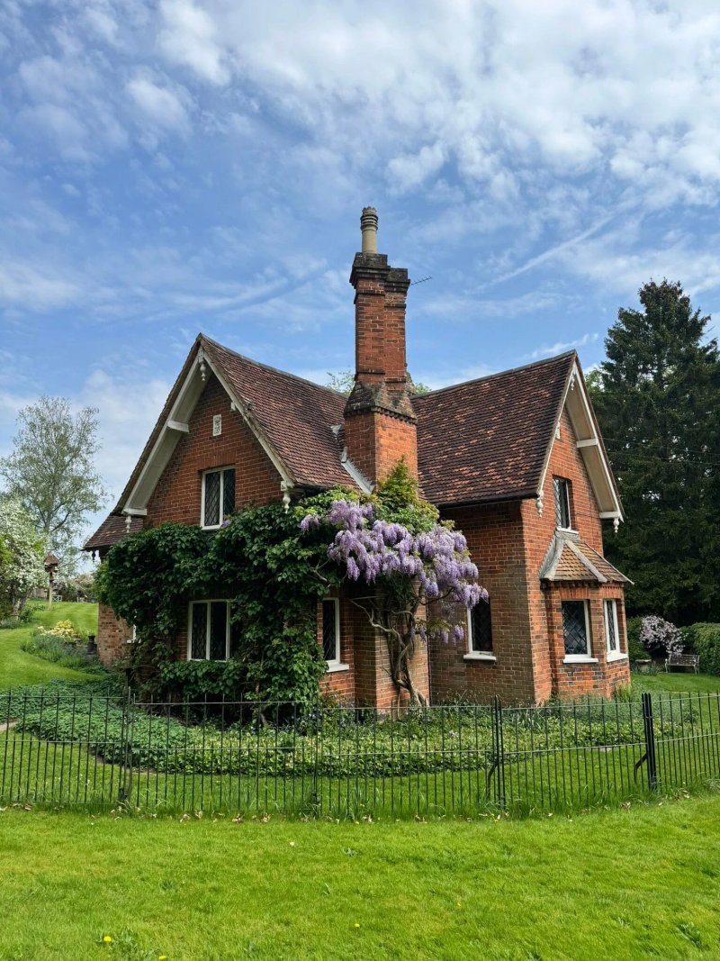 Bedford Arms (Hotel)