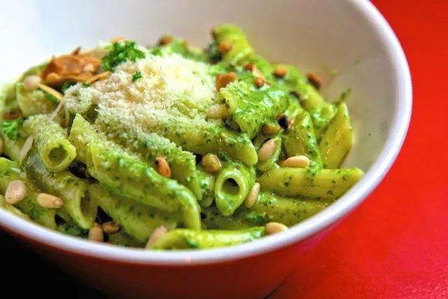 Hasta La Pasta