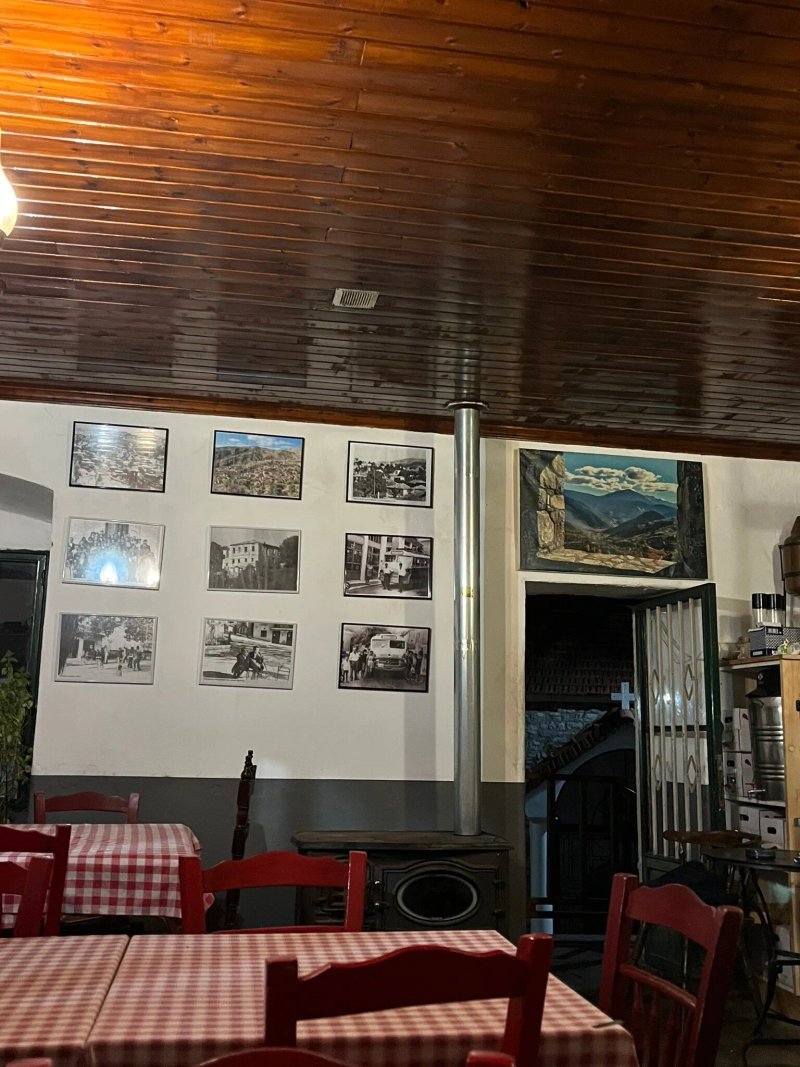 Antonis and Poly Tavern