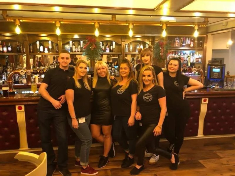 Squires Bar