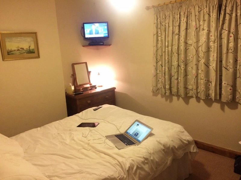 Larkrise Cottage Bed & Breakfast
