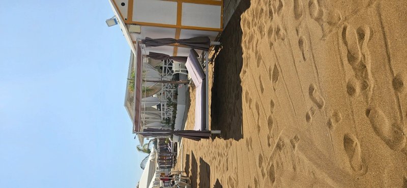 Sun beach club