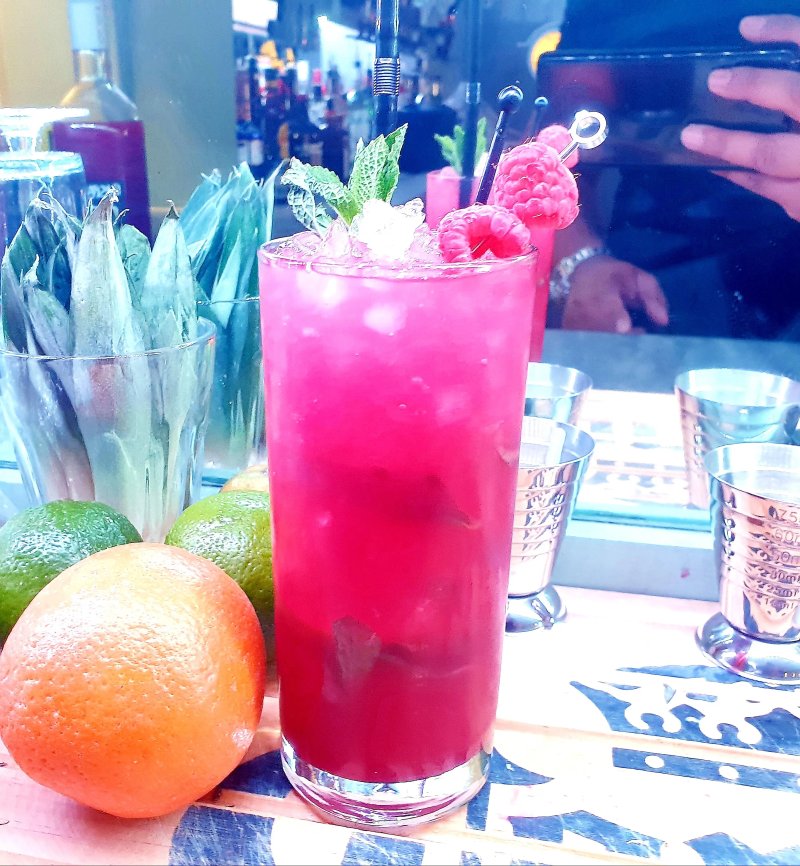 Bombay Club