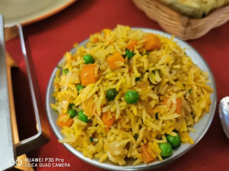 Gandhi Tandoori