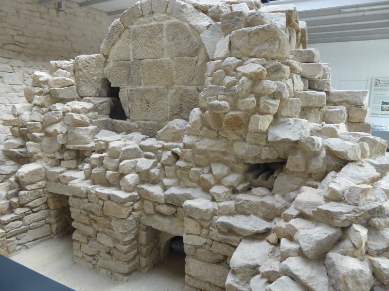 Espace Muséal Des Bains De La Reine