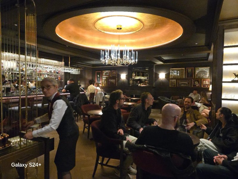 English Bar