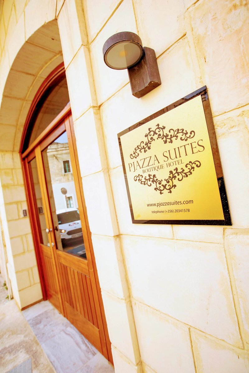 Pjazza Suites Boutique Hotel