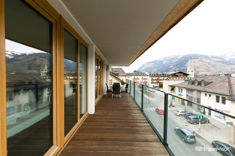 AlpenParks Hotel & Apartment Central Zell am See