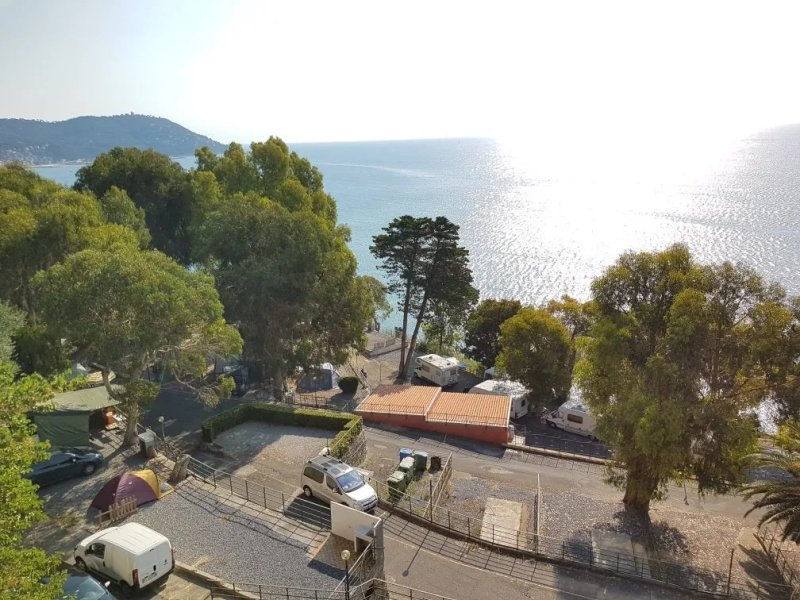Camping Capo Mimosa