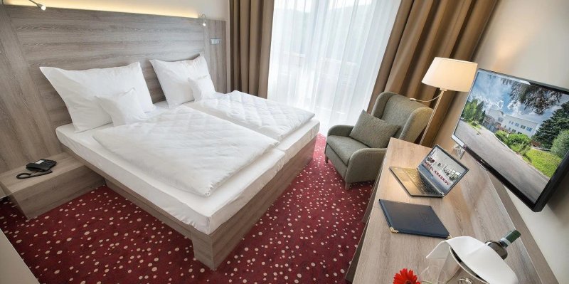 EA Hotel Kraskov