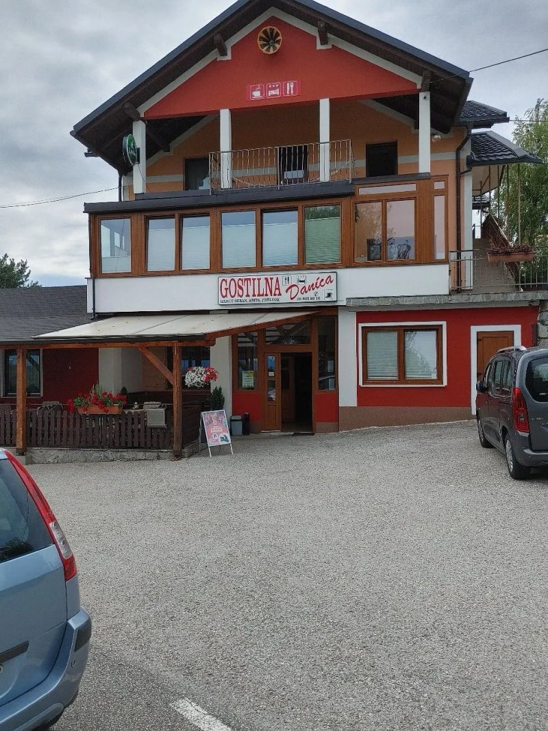 Gostilna s prenocisci Danica