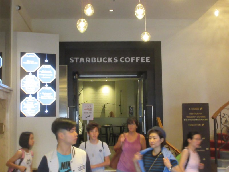Starbucks (Pilatusstrasse)