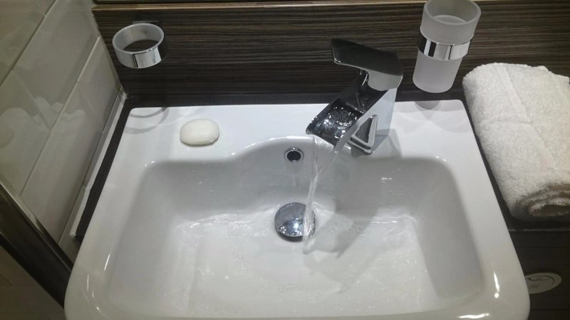 Mondo Hotel