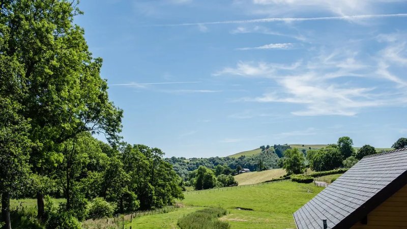 Black Hall Lodges