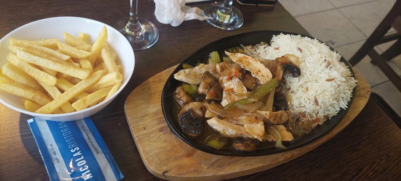 Nicola's Ristorante