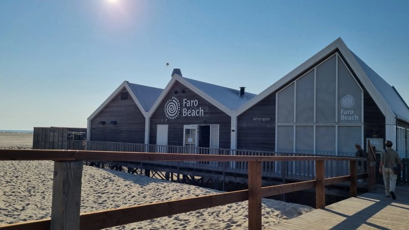 Strandpaviljoen Faro Beach