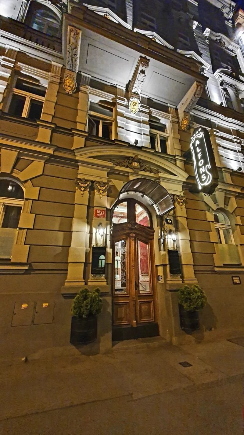 Alfons Boutique Hotel