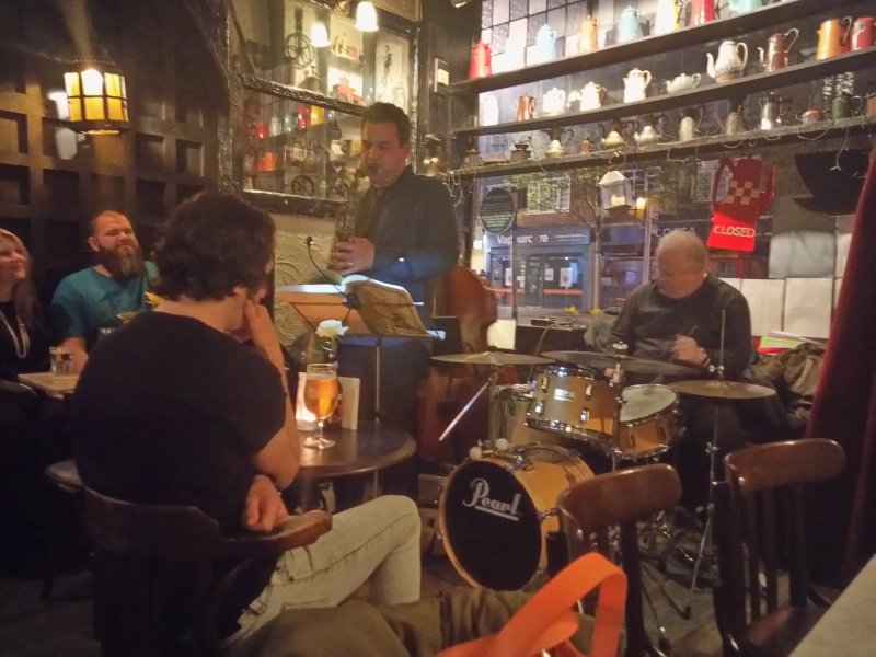 Troubadour London